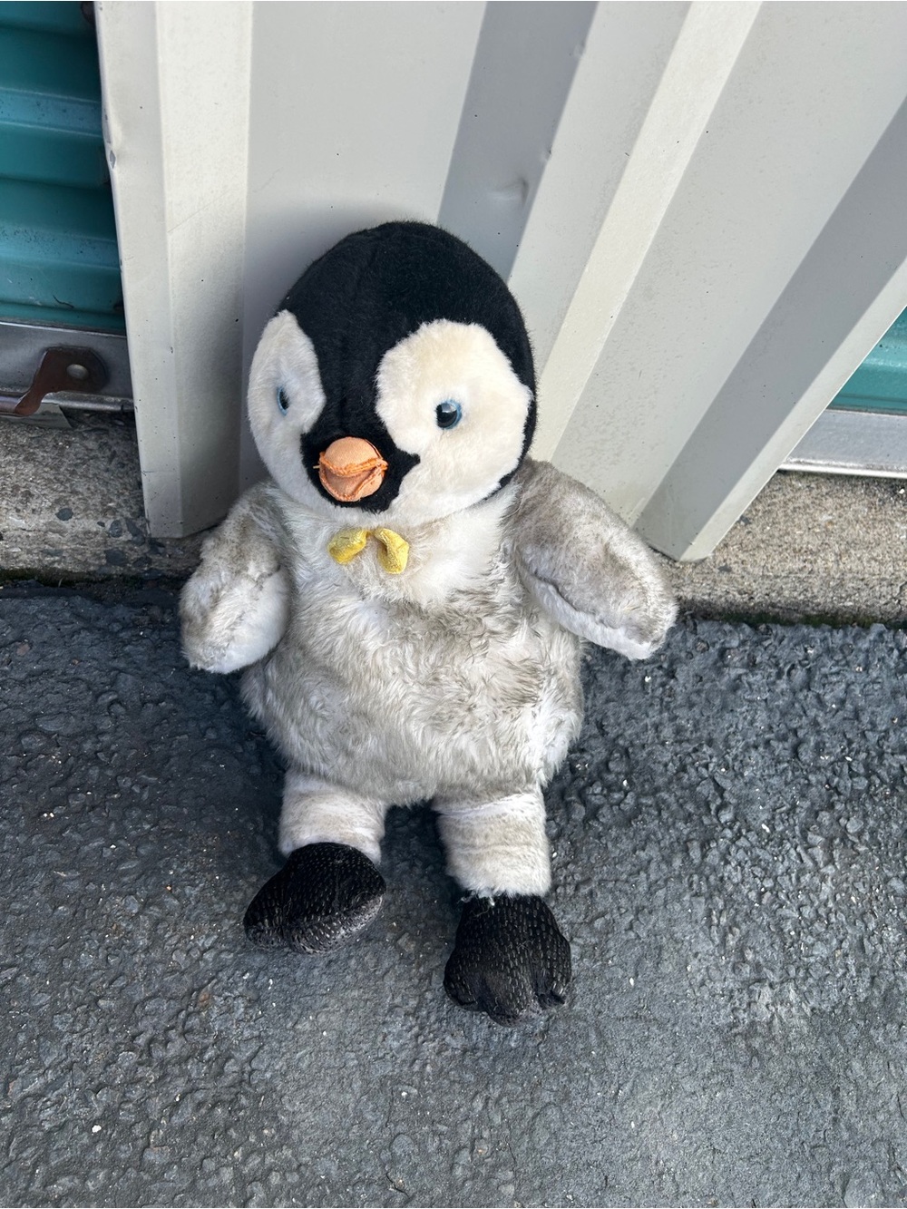 Build-A-Bear Mumble from happy feet Gray & Black Penguin with Yellow Bow
